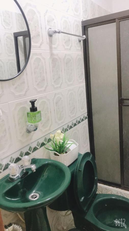Habitacion Privada En Jardin Cerca Al Parque Hotell Eksteriør bilde