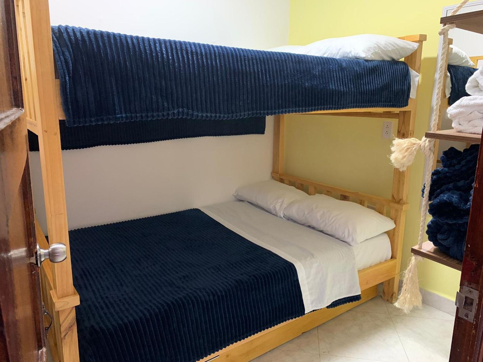 Habitacion Privada En Jardin Cerca Al Parque Hotell Eksteriør bilde